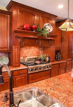 Kitchen Cabinets & Remodeling 