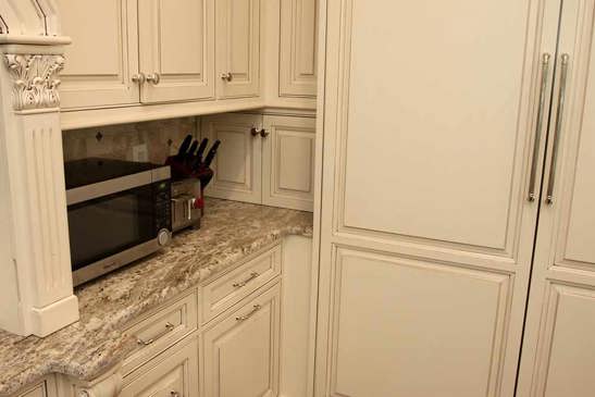 Transitional Kitchen Cabinets